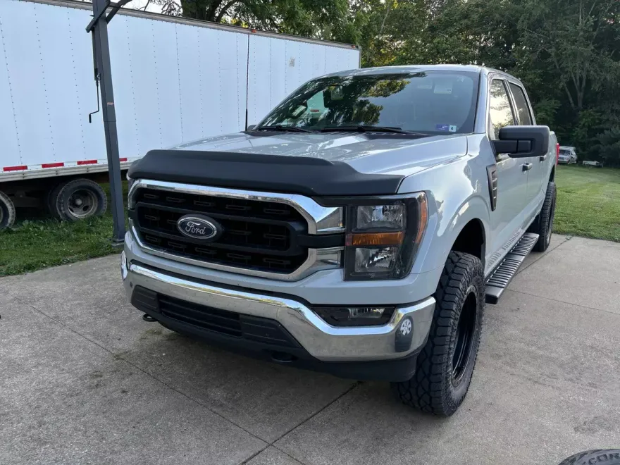2023 Ford F-150 XLT photo 1
