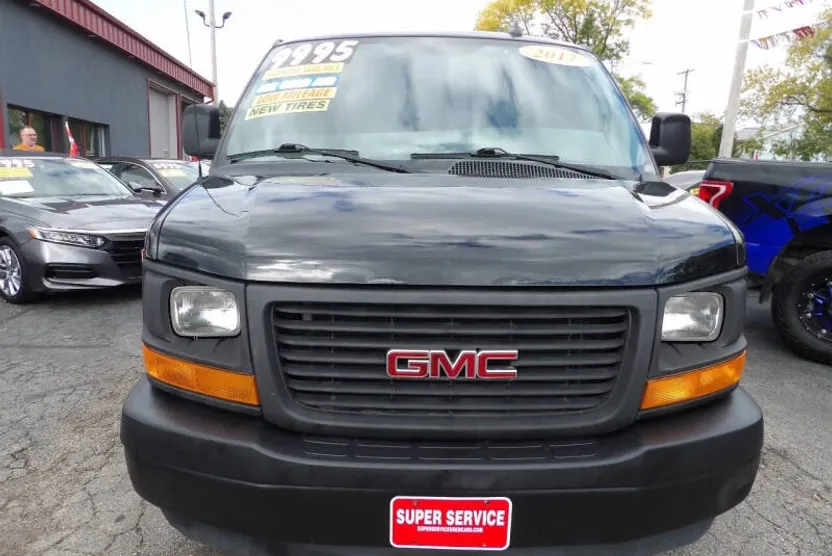 2017 Gmc Savana 2500 Cargo photo 1