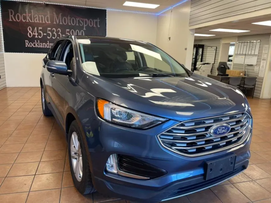 2019 Ford Edge SEL photo 1