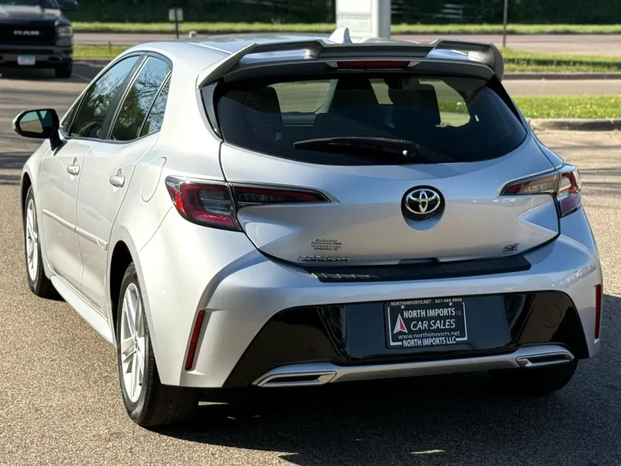 2019 Toyota Corolla SE photo 3