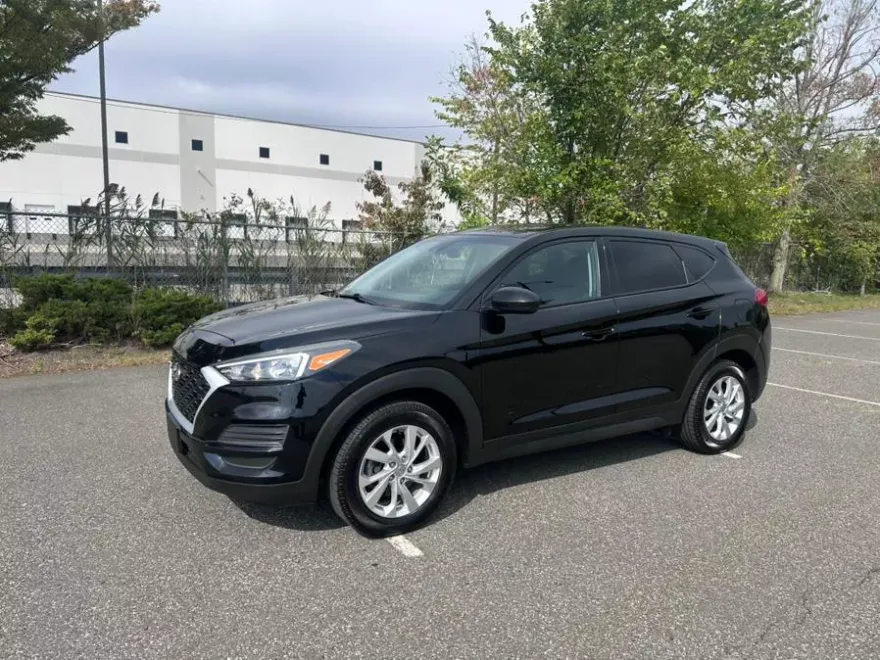 2019 Hyundai Tucson SE photo 1