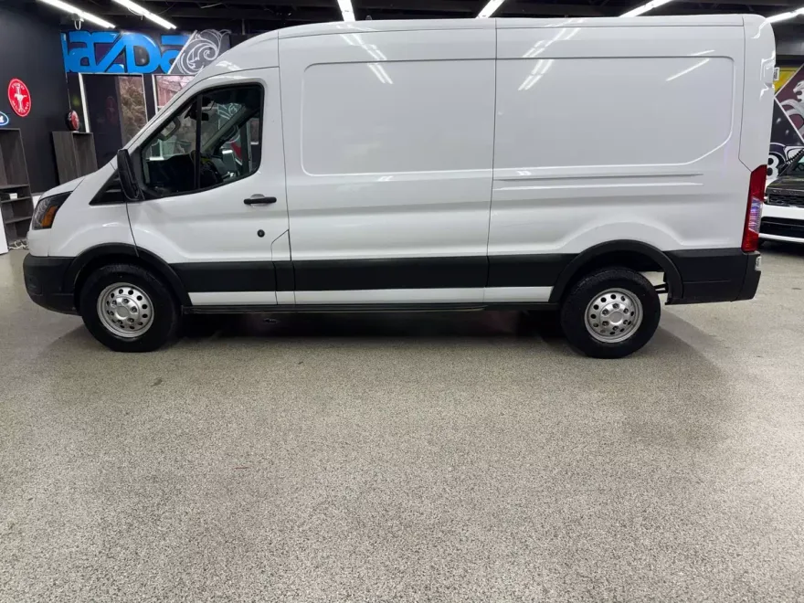 2021 Ford Transit photo 2