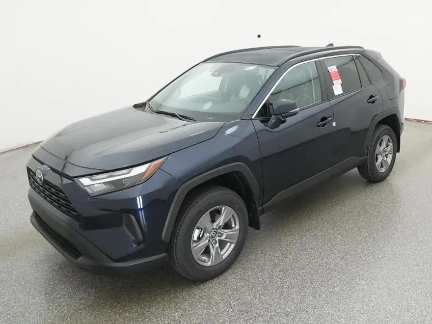 2025 Toyota RAV4 XLE photo 1