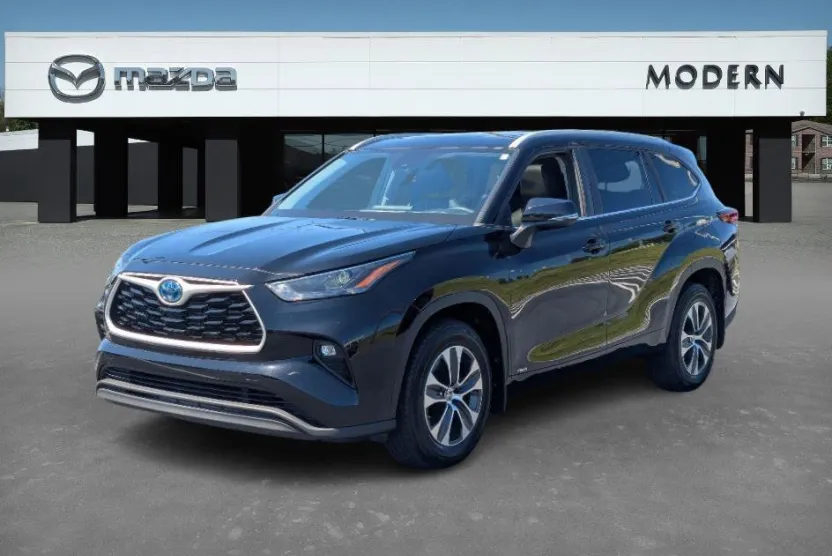 2023 Toyota Highlander Hybrid XLE photo 1