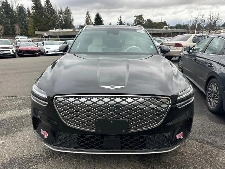 2024 Genesis Electrified GV70 Prestige photo 1
