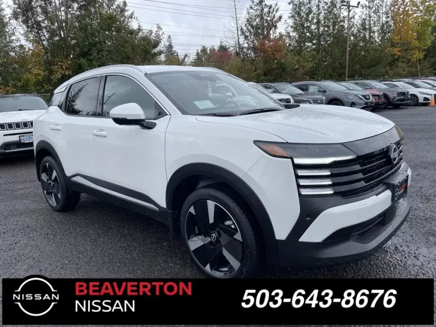 2025 Nissan Kicks SR photo 1