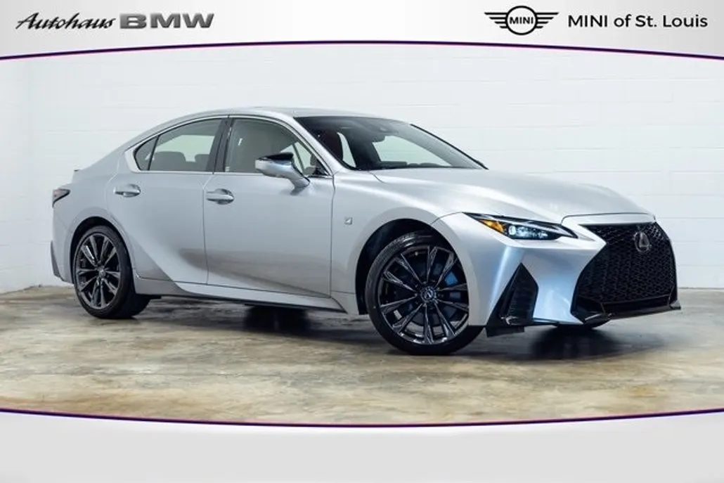 2022 Lexus IS 350 F SPORT photo 1