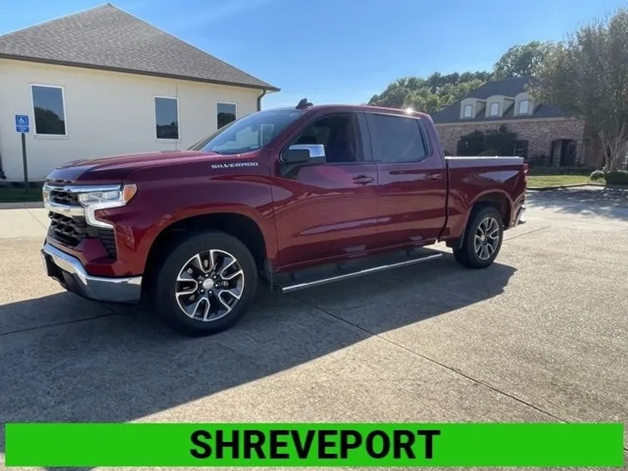 2022 Chevrolet Silverado 1500 LT photo 1