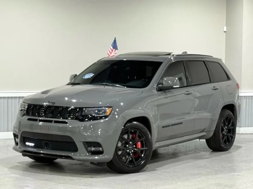 2020 Jeep Grand Cherokee SRT8 Sport photo 1