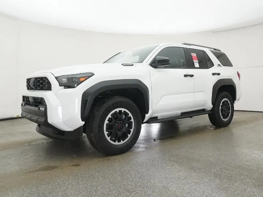 2025 Toyota 4Runner TRD Off-Road photo 1