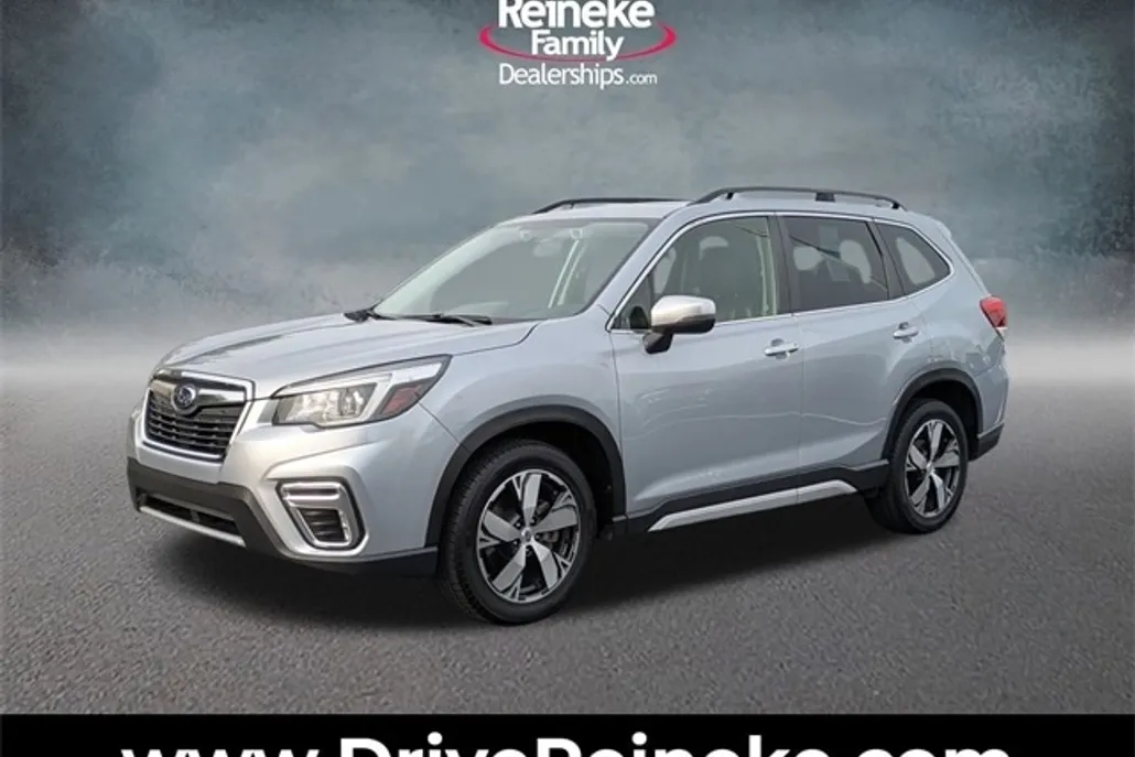 2020 Subaru Forester Touring photo 1