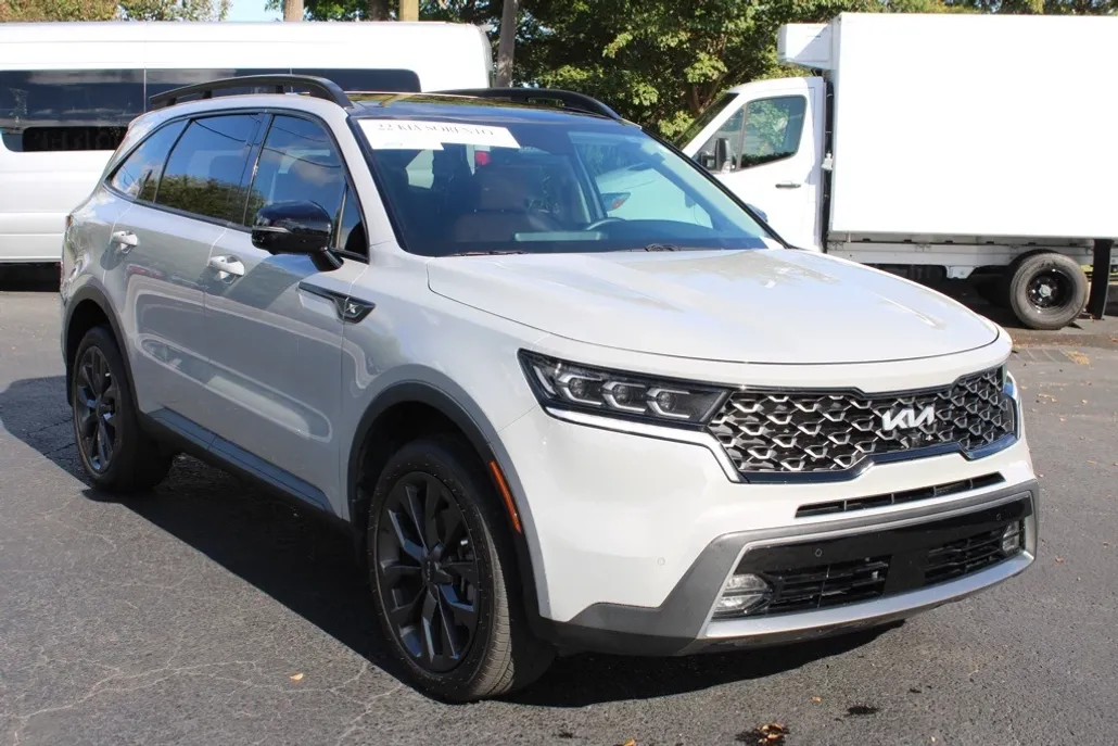 2022 Kia Sorento X-Line SX Prestige photo 1