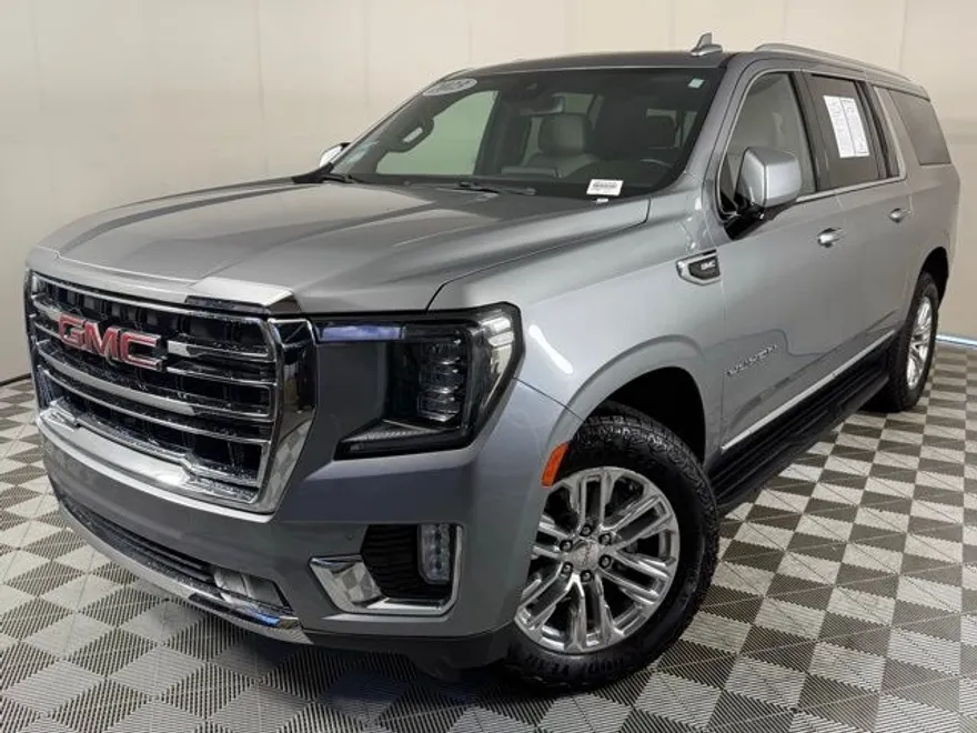 2023 Gmc Yukon XL SLT photo 1