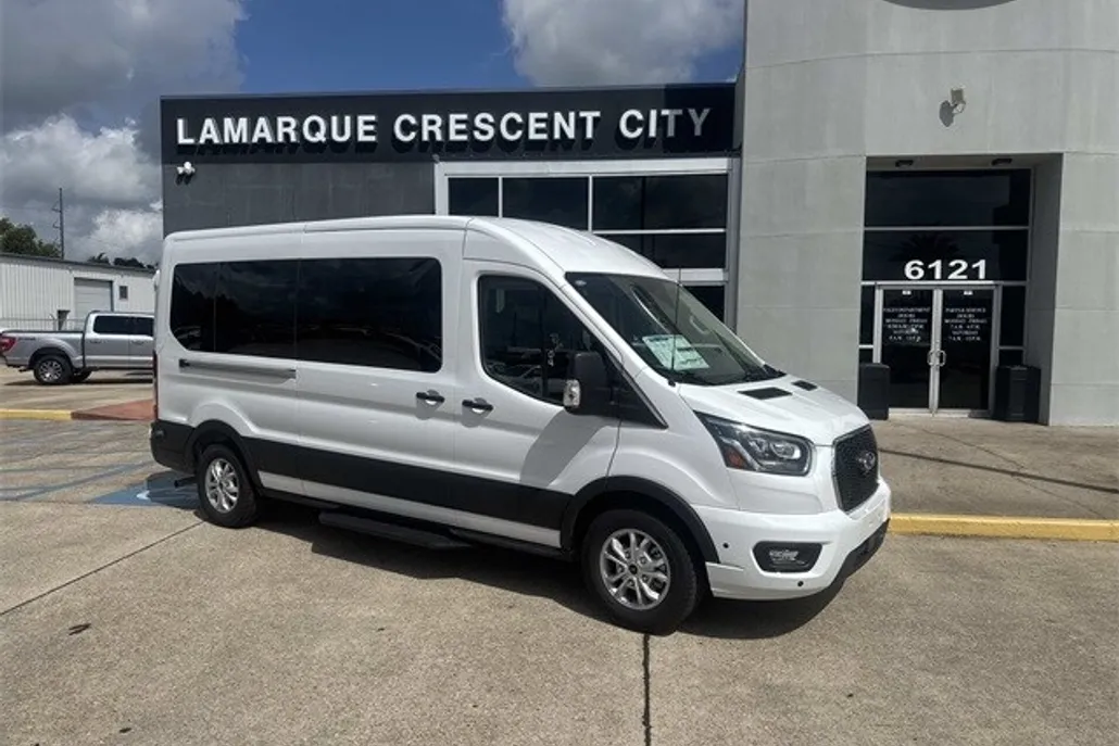 2025 Ford Transit photo 1