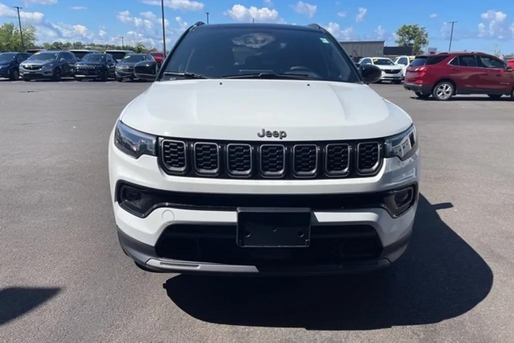 2025 Jeep Compass Limited photo 1