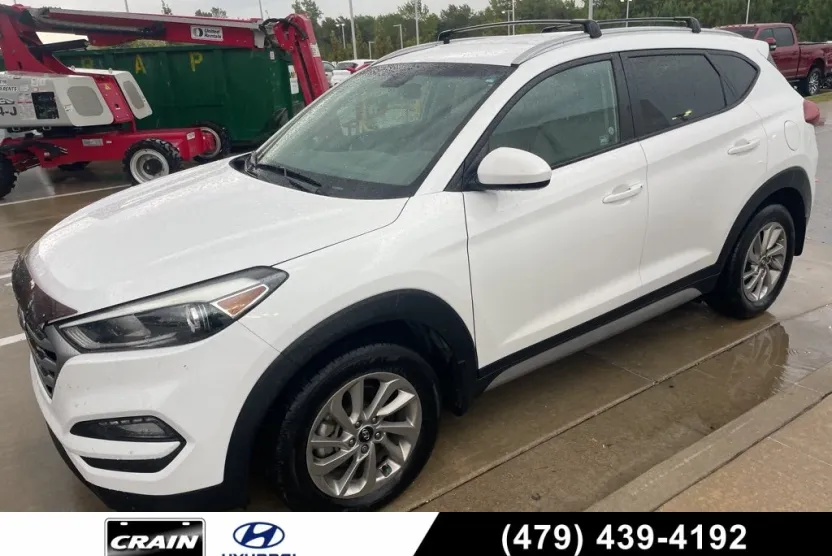 2017 Hyundai Tucson SE photo 1