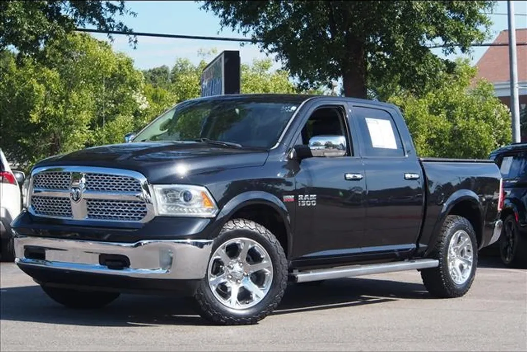 2015 Ram 1500 Laramie photo 1