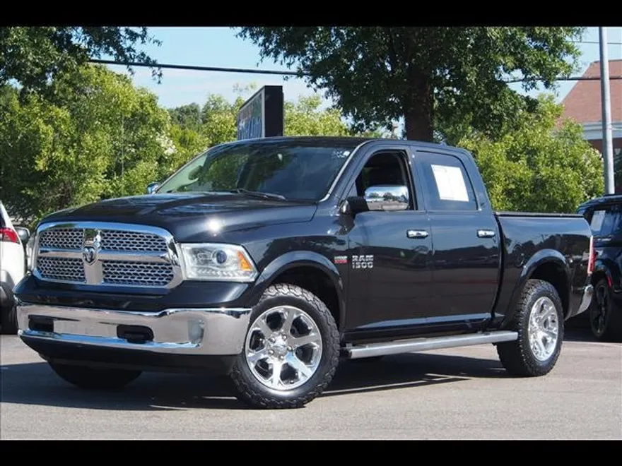 2015 Ram 1500 Laramie photo 1