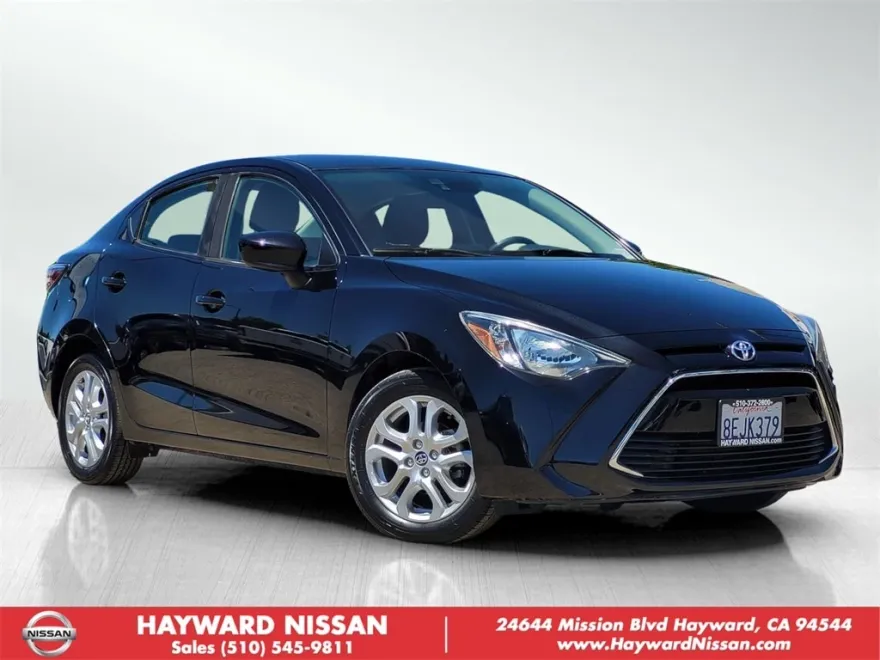 2018 Toyota Yaris iA Base photo 1