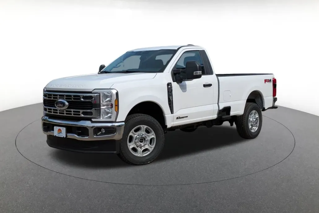 2025 Ford F-350 XLT photo 1