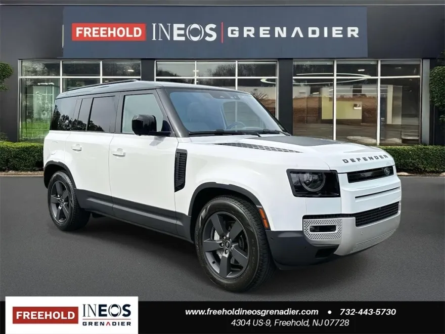 2022 Land Rover Defender SE photo 1