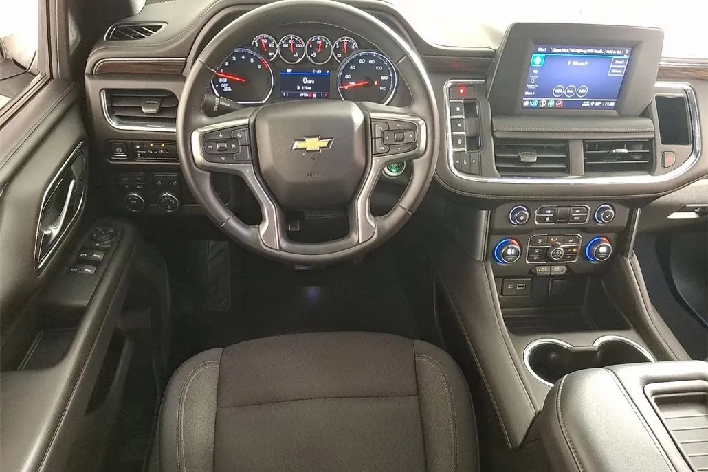 2023 Chevrolet Tahoe LS photo 1