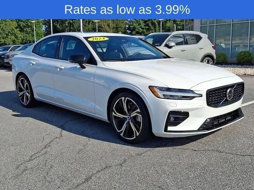2024 Volvo S60 B5 AWD Ultimate photo 1