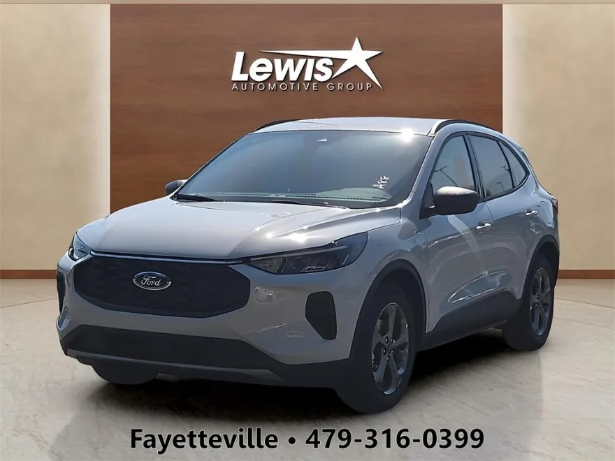 2025 Ford Escape ST-Line photo 1