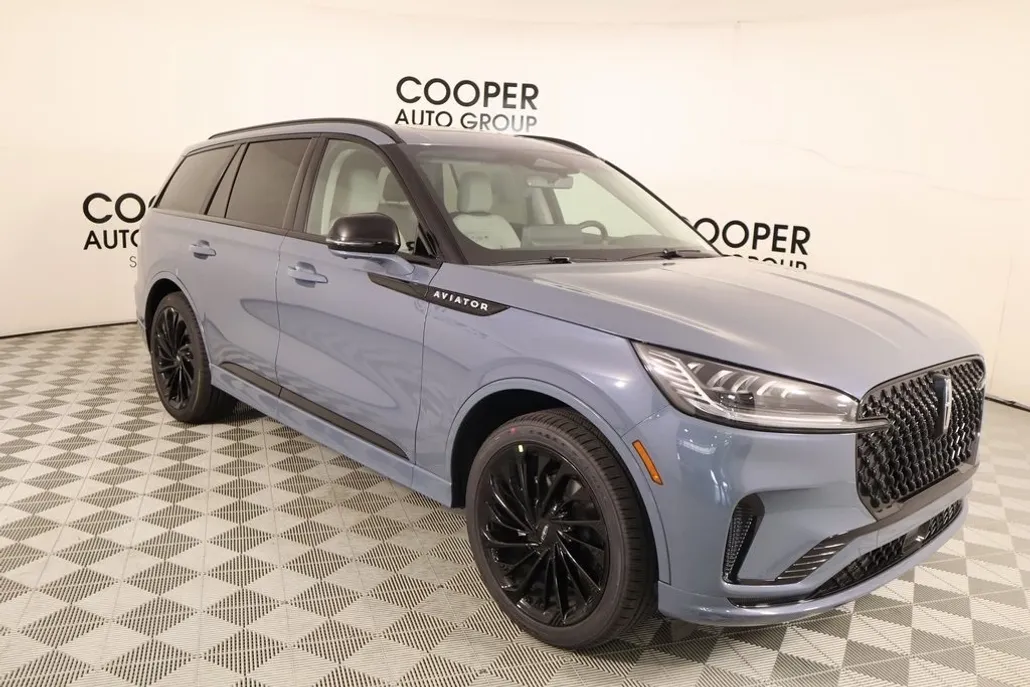 2025 Lincoln Aviator Reserve photo 1