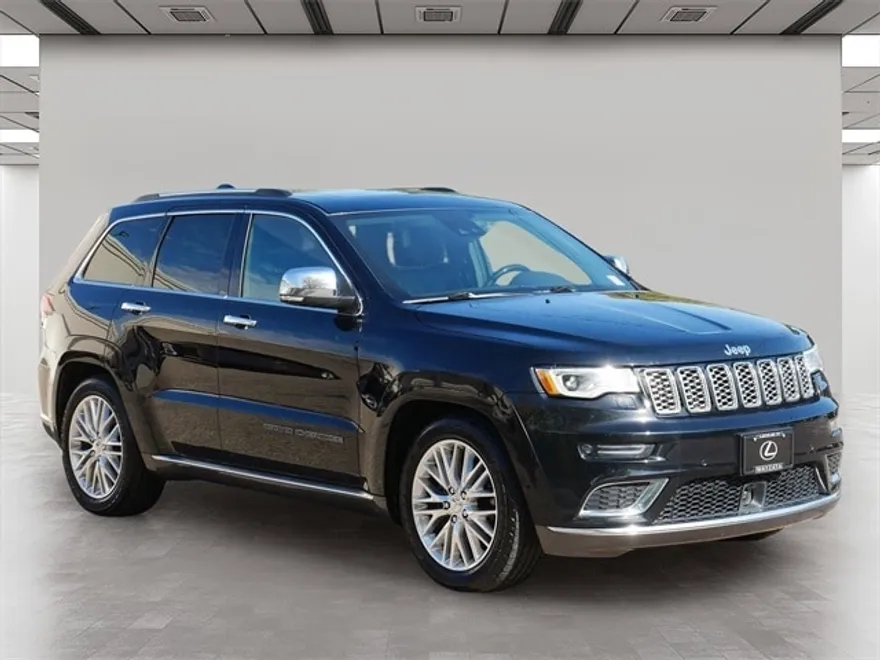 2017 Jeep Grand Cherokee Summit photo 1