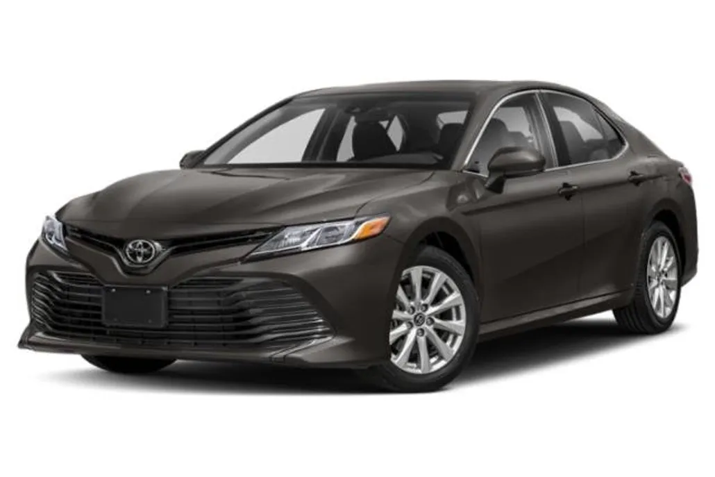 2020 Toyota Camry LE photo 1