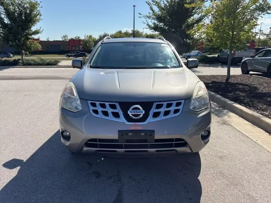 2013 Nissan Rogue SL photo 1