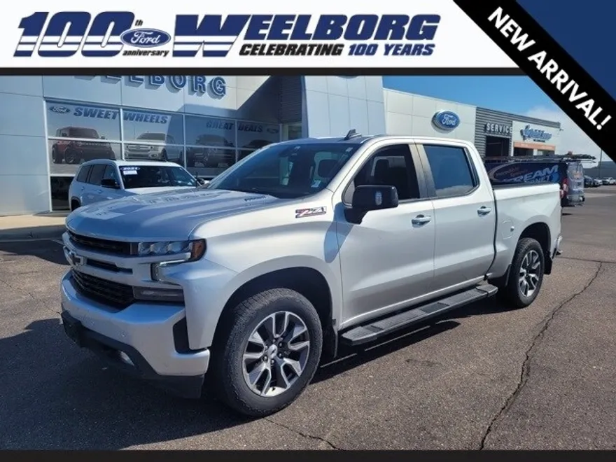 2022 Chevrolet Silverado 1500 RST photo 1