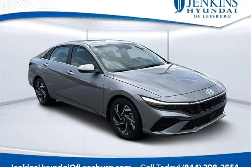 2025 Hyundai Elantra Limited photo 1