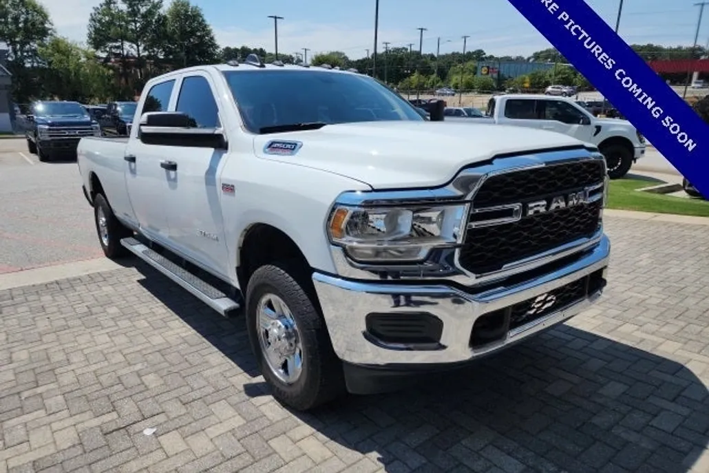 2022 Ram 3500 Tradesman photo 1