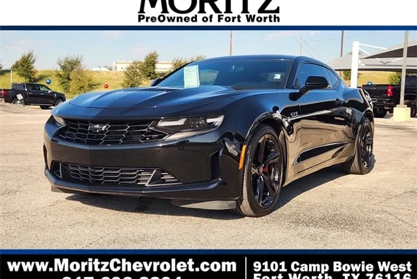2022 Chevrolet Camaro LT1 photo 1