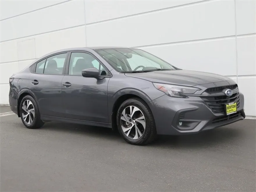 2025 Subaru Legacy Premium photo 1