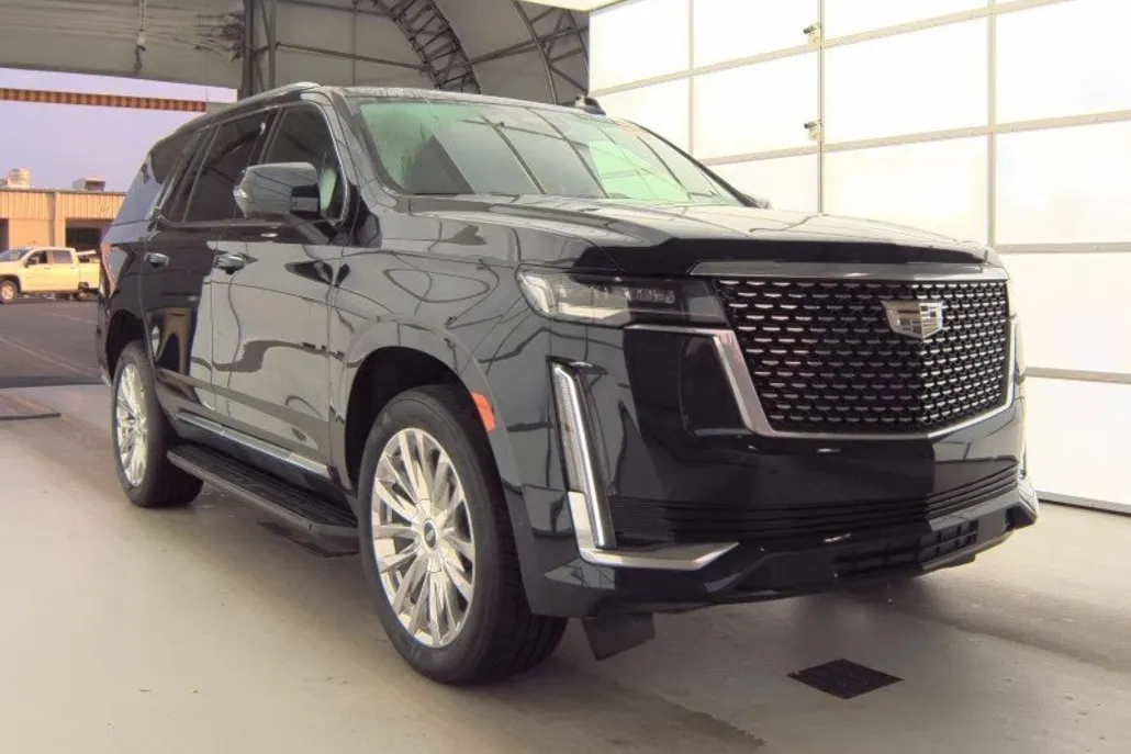 2023 Cadillac Escalade Premium Luxury photo 1