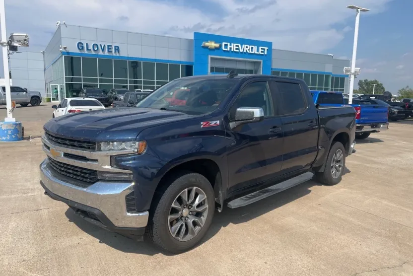 2021 Chevrolet Silverado 1500 LT1 photo 1