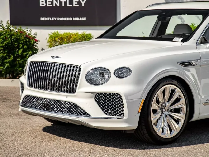 2024 Bentley Bentayga EWB Base photo 6