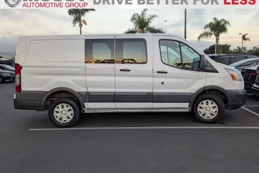 2018 Ford Transit Van photo 1