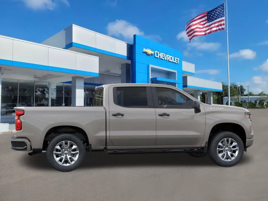 2026 Chevrolet Silverado 1500 Custom photo 1