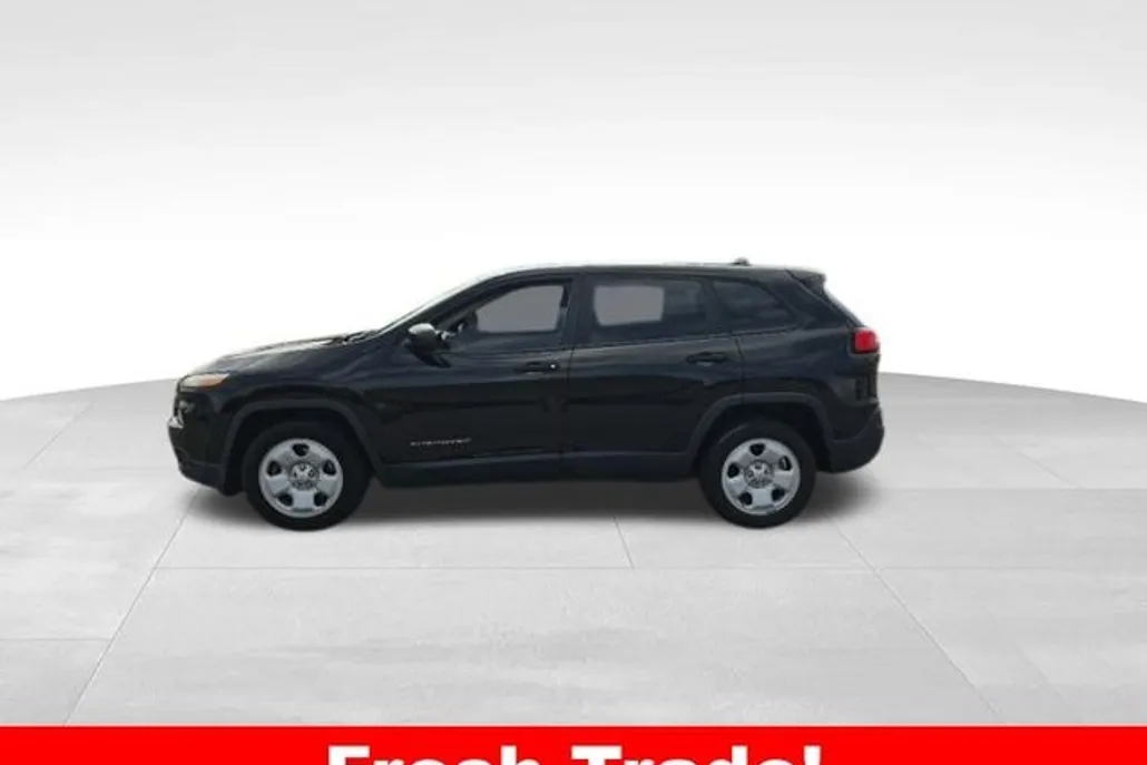2015 Jeep Cherokee Sport photo 1