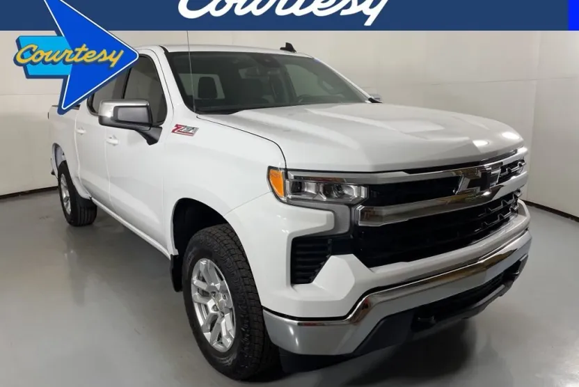 2026 Chevrolet Silverado 1500 LT photo 1