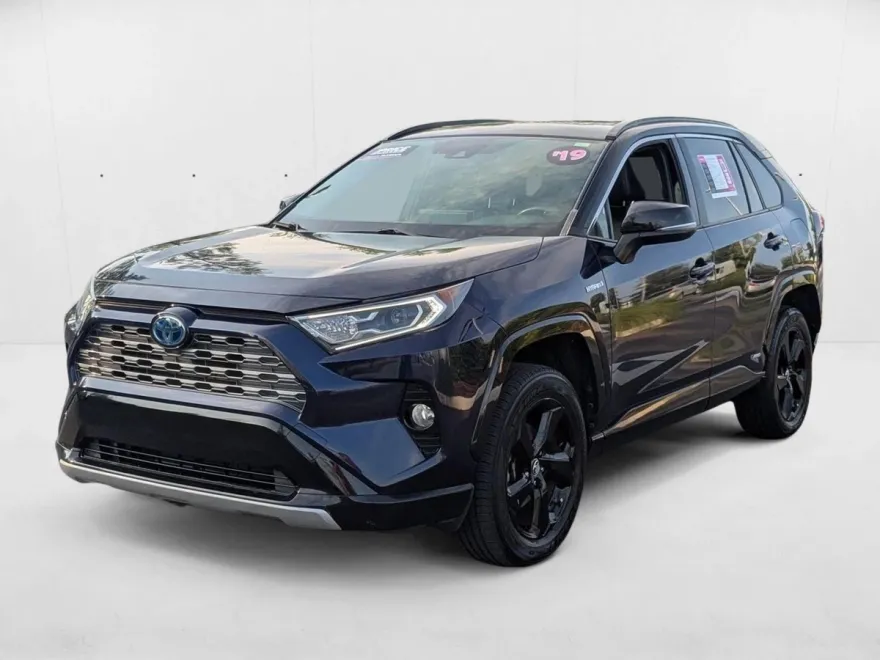2019 Toyota RAV4 Hybrid XSE photo 1