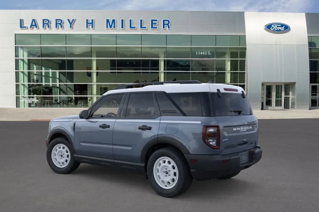2025 Ford Bronco Sport Heritage photo 1