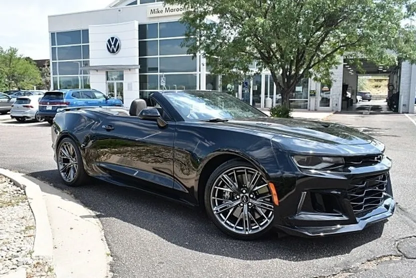 2023 Chevrolet Camaro ZL1 photo 1