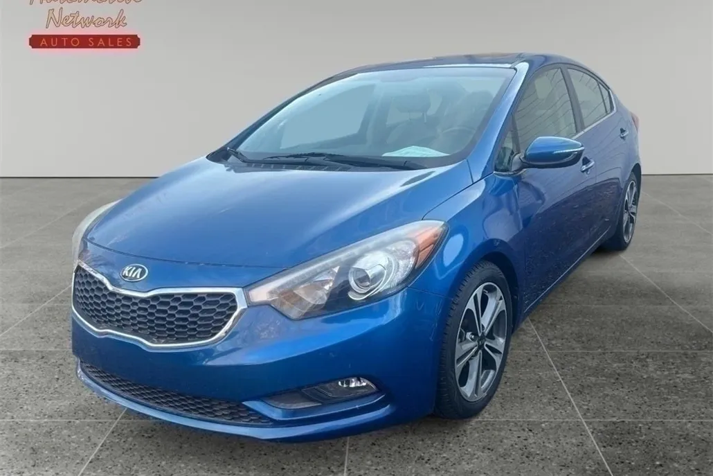 2015 Kia Forte EX photo 1
