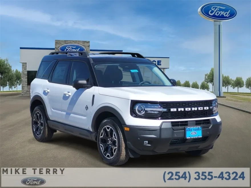 2025 Ford Bronco Sport Outer Banks photo 1