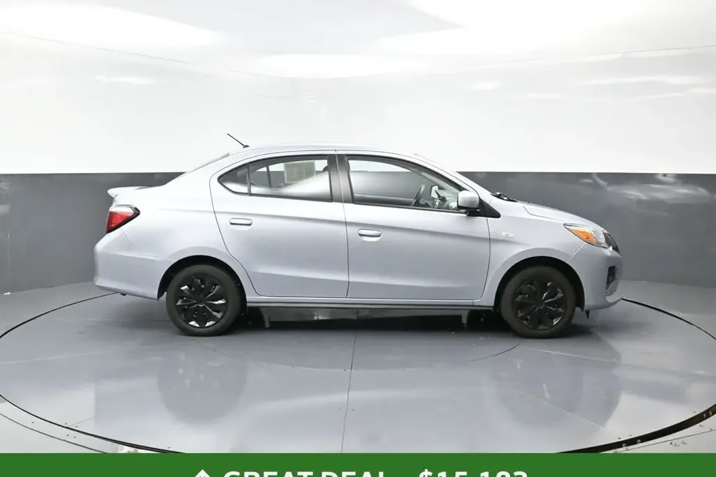 2024 Mitsubishi Mirage G4 ES photo 1